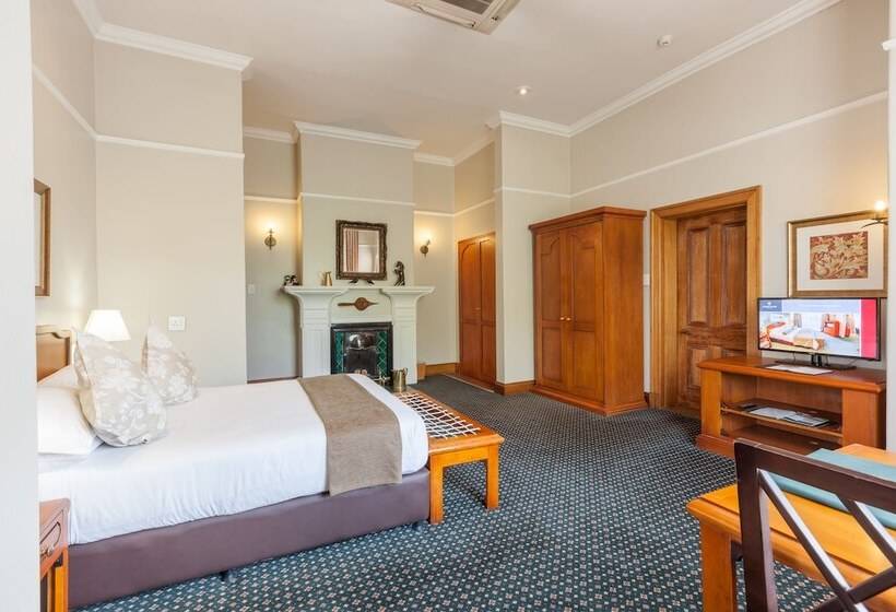 Courtyard Hotel Arcadia