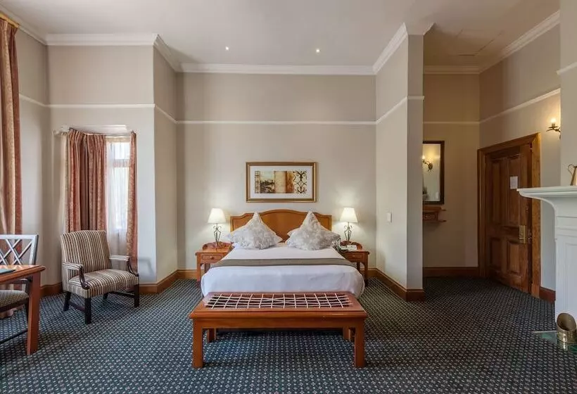 Courtyard Hotel Arcadia