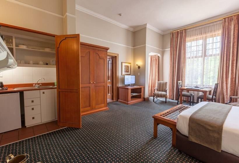 Courtyard Hotel Arcadia