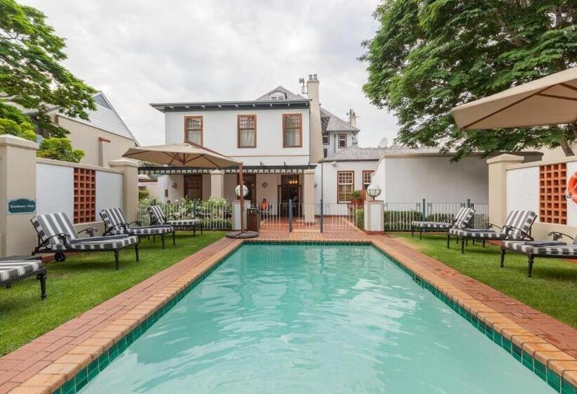 Courtyard Hotel Arcadia