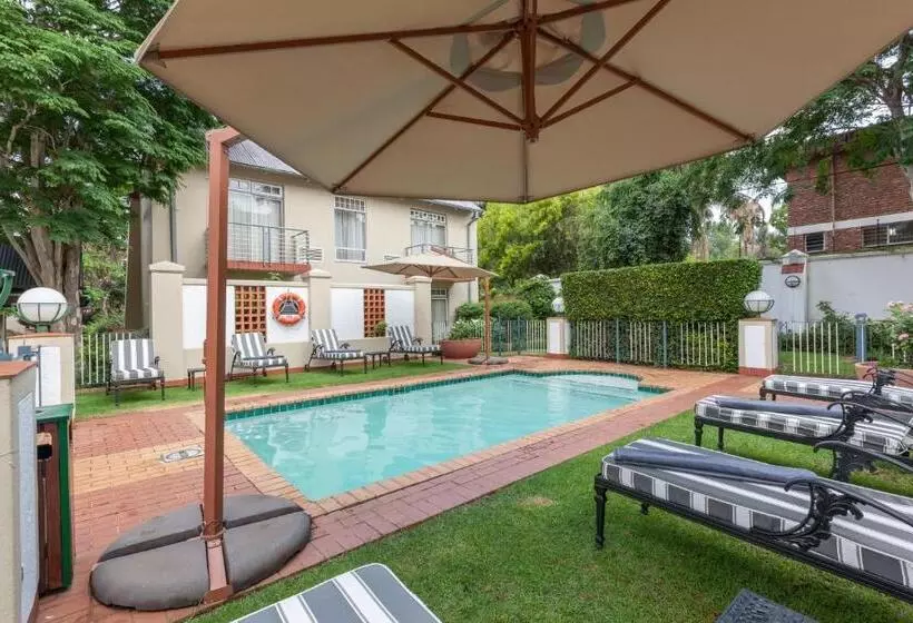 Courtyard Hotel Arcadia