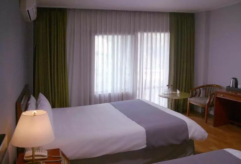 Pearl Hotel Jeju