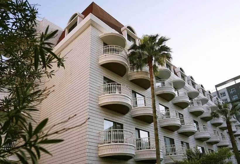 Pearl Hotel Jeju