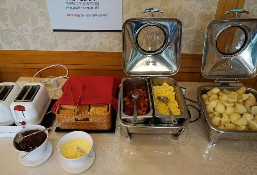 Pearl Hotel Jeju