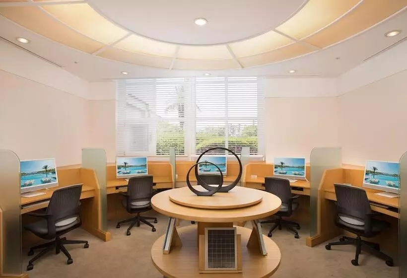 Отель The Shilla Jeju