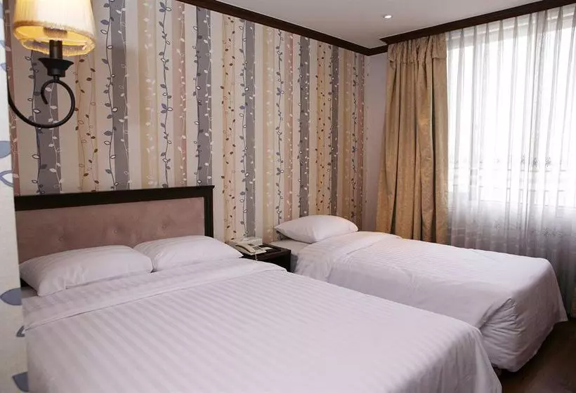 Jam Sil Tourist Hotel