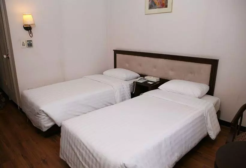 Jam Sil Tourist Hotel