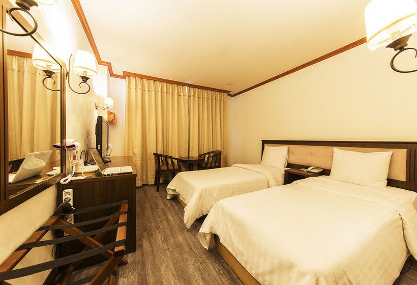 Jam Sil Tourist Hotel