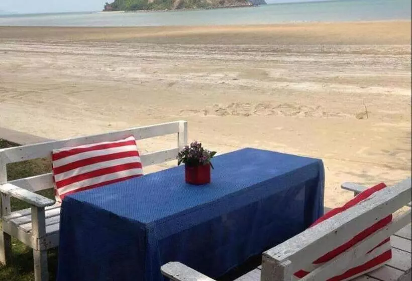 هتل Brassiere Beach