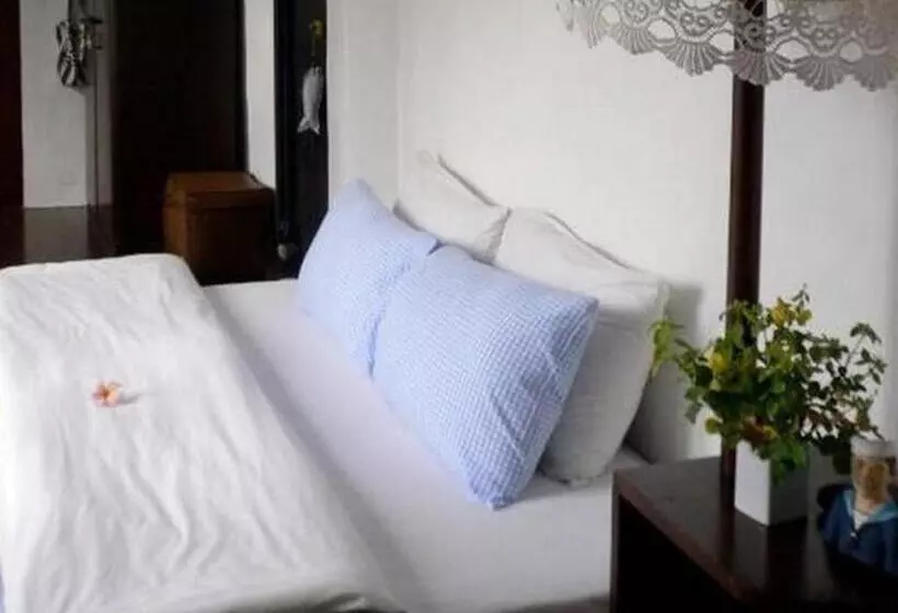 هتل Brassiere Beach