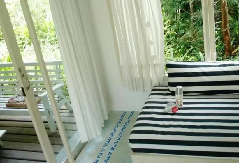 هتل Brassiere Beach