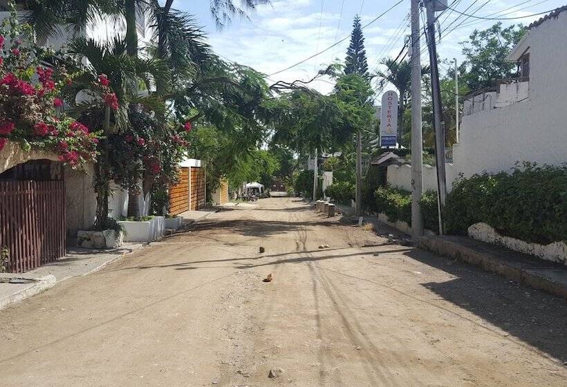 酒店 Hosteria Punta Blanca