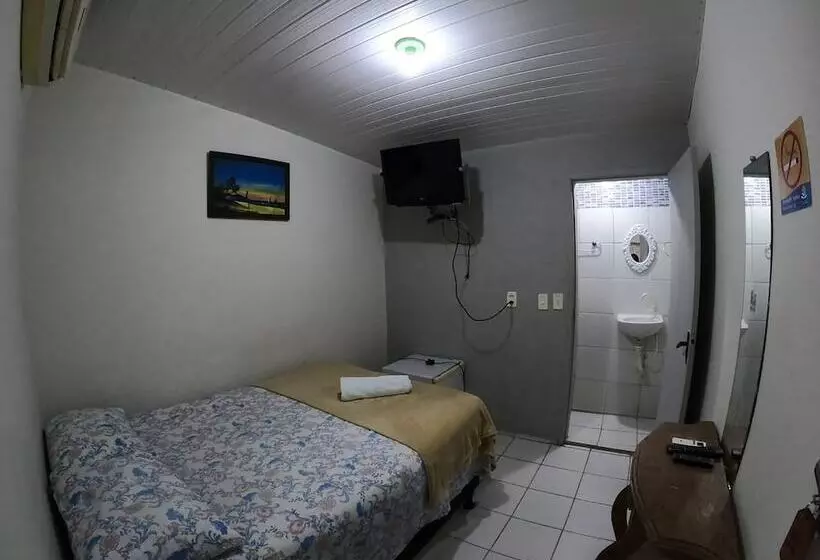 ホテル Pousada Villa Dellerose