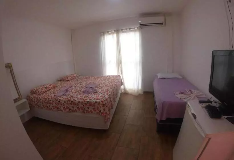 ホテル Pousada Villa Dellerose