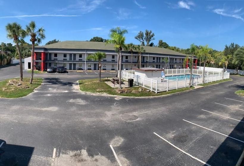 ホテル La Casa Inn New Port Richey Gulf Beach Us19