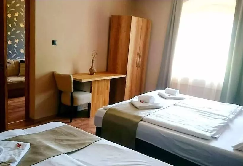 ペンション Gasthof Kreischberg