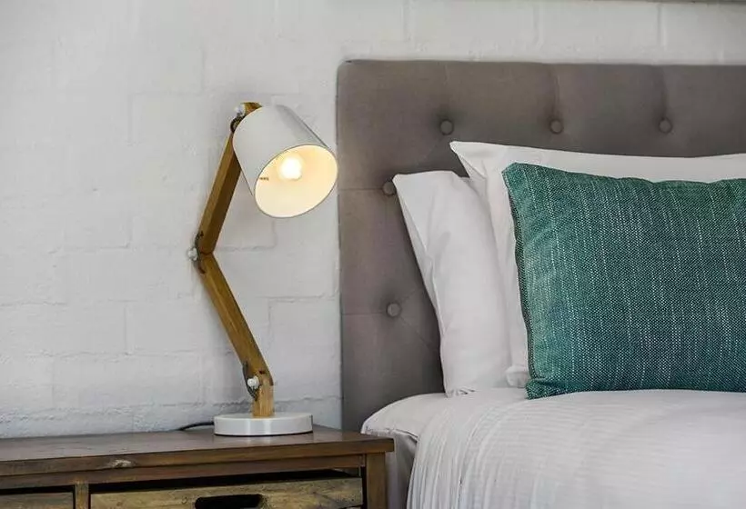 The Terraces Main Beach