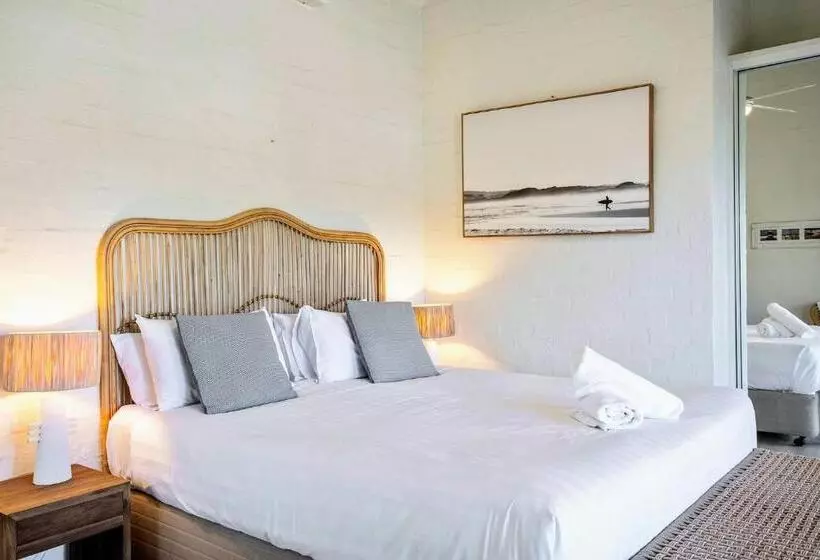 The Terraces Main Beach