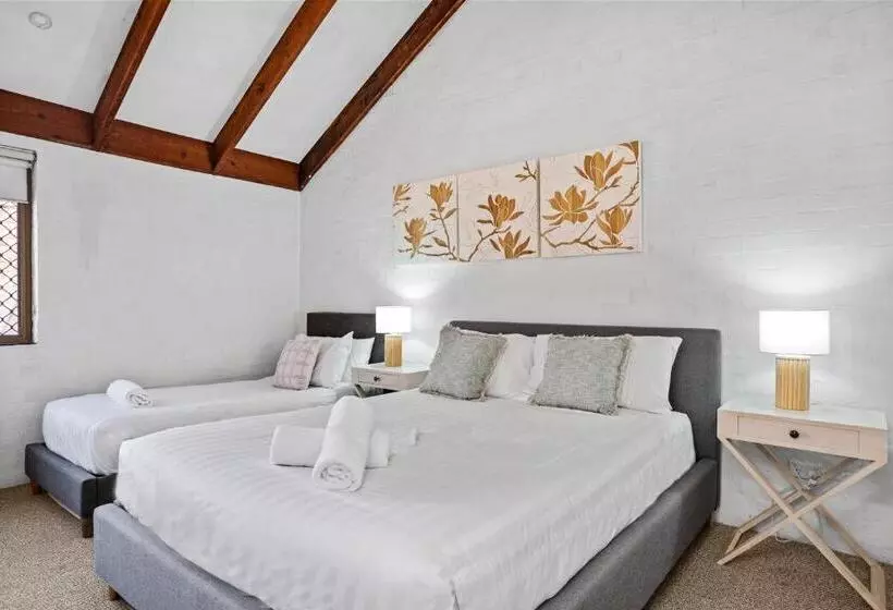 The Terraces Main Beach