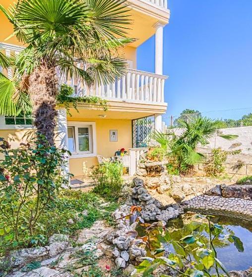 Apartments Regi Marin