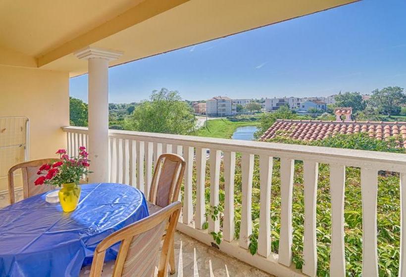 Apartments Regi Marin