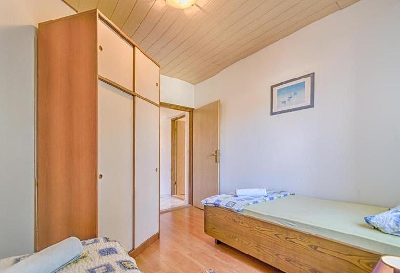 Apartments Regi Marin