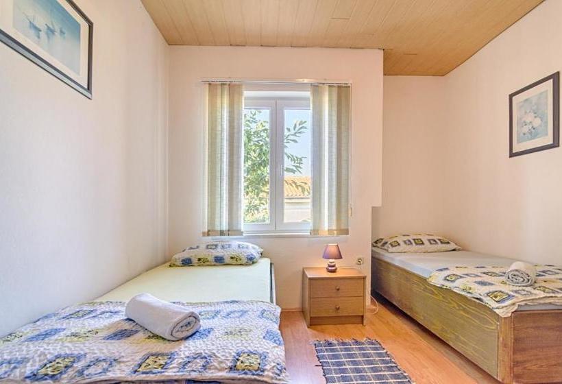 Apartments Regi Marin