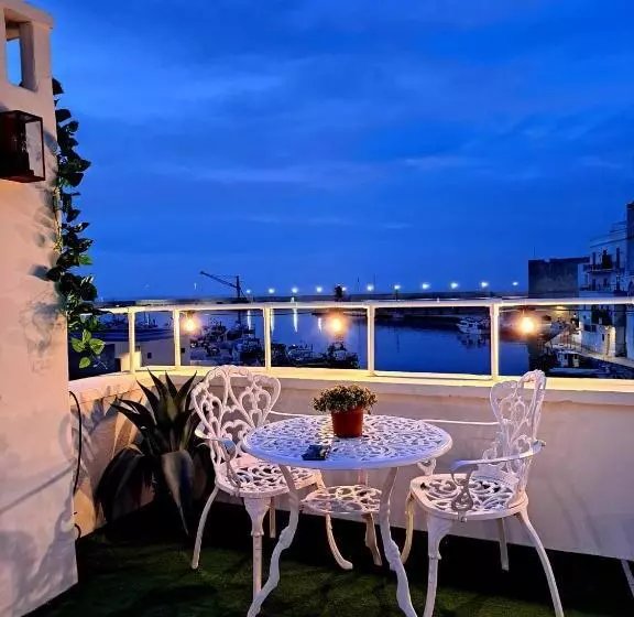 تختخواب و صبحانه Al Console Luxury Suite