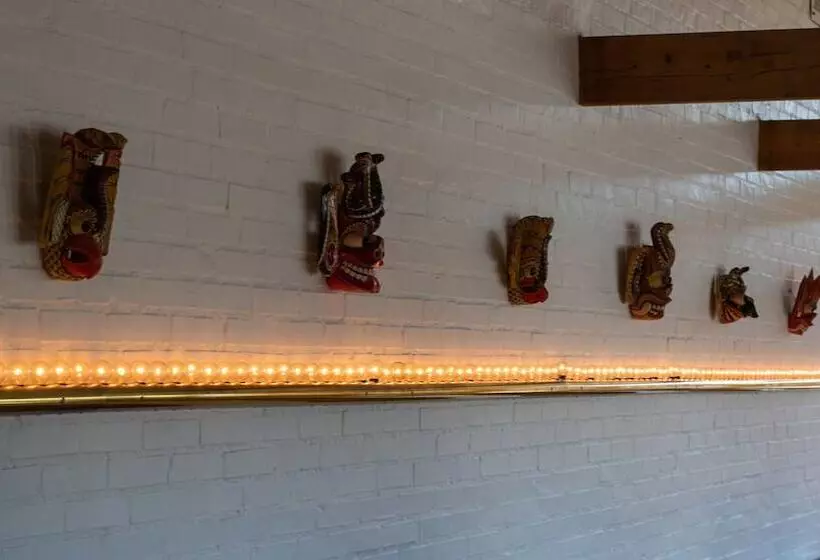 Aamiaismajoitus (B&B) Fredensborghusene Guesthouse