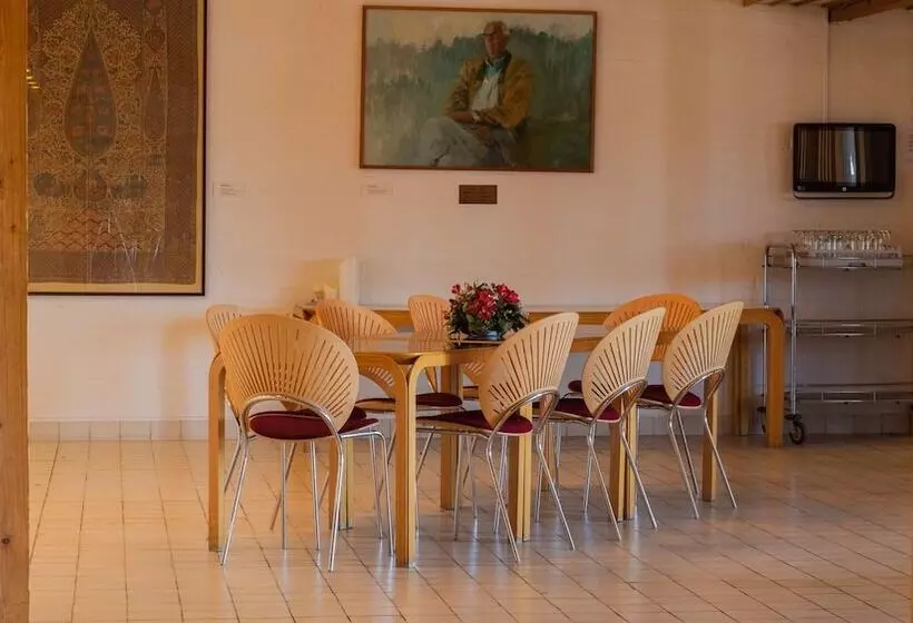 Aamiaismajoitus (B&B) Fredensborghusene Guesthouse