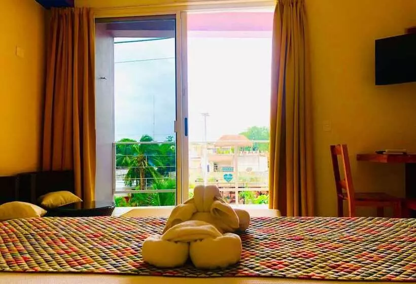 هتل Arco Iris Tulum