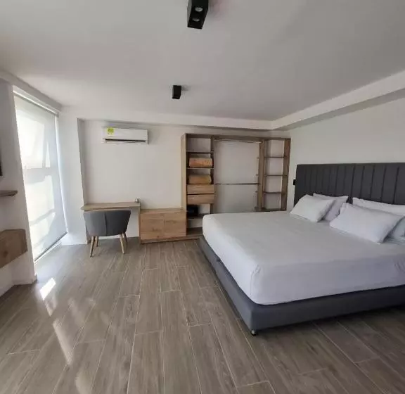 ホテル Olaya Plaza