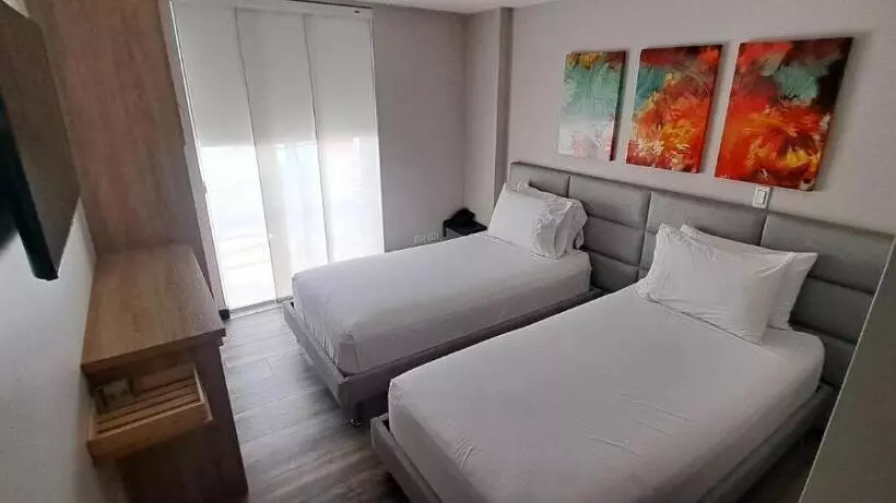 ホテル Olaya Plaza