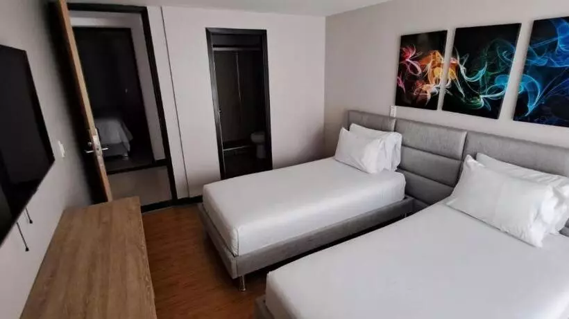 ホテル Olaya Plaza