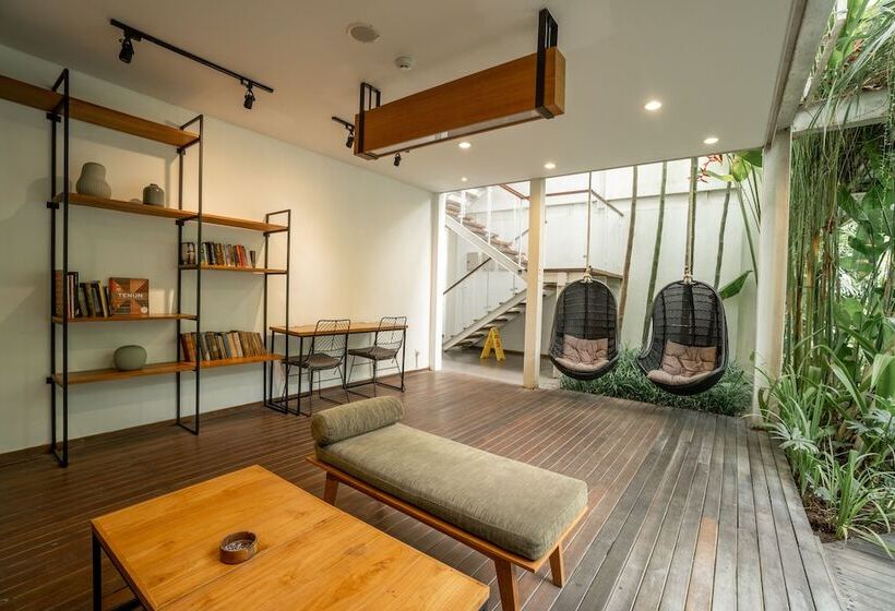 酒店 Rimbun Canggu