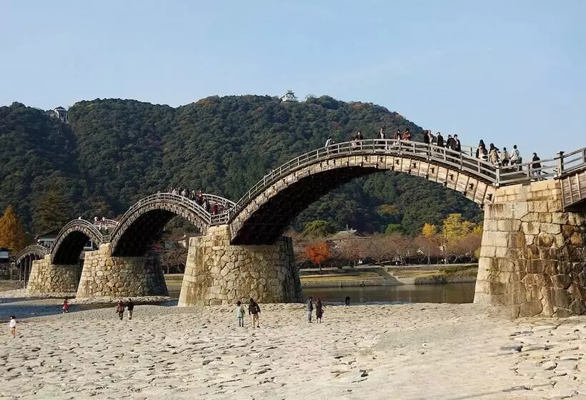 Hotelli Toyoko Inn Iwakuni-eki Nishi-guchi