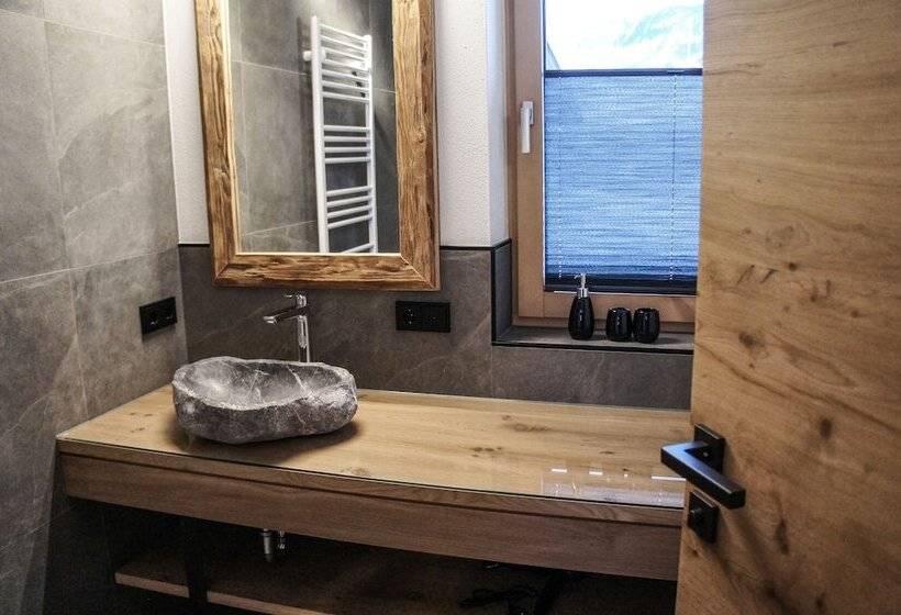 ホテル Zeitfrei Chalet Apartments