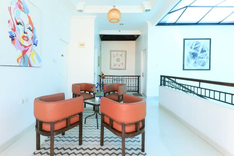 بنسيون Ge Jacmart Homestay Makassar