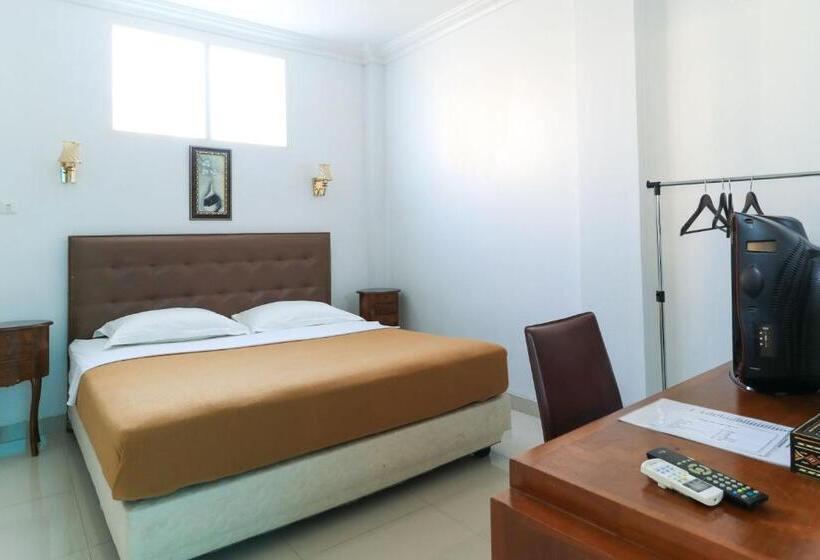 بنسيون Ge Jacmart Homestay Makassar