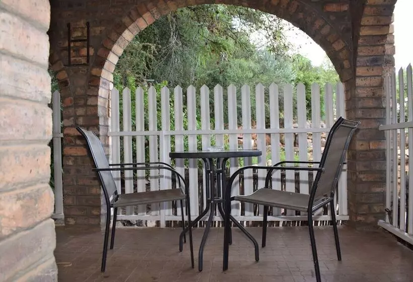 Majatalo Gemstone Guest House