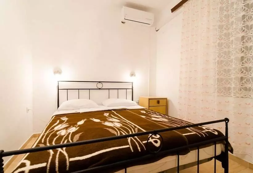 Majatalo Guest House Kiko