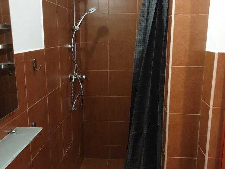 پانسیون Guest House Orczy Park