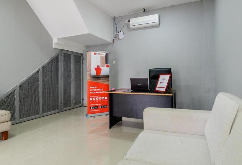 פנסיון Reddoorz Near Plaza Atrium Senen