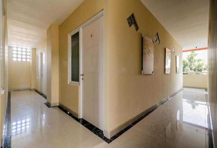 פנסיון Reddoorz Near Plaza Atrium Senen