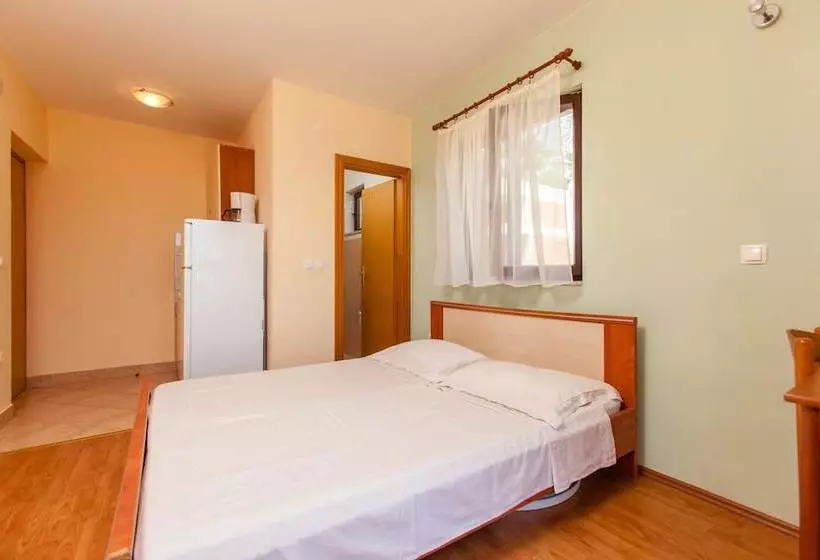 Apartments Mirko Duce