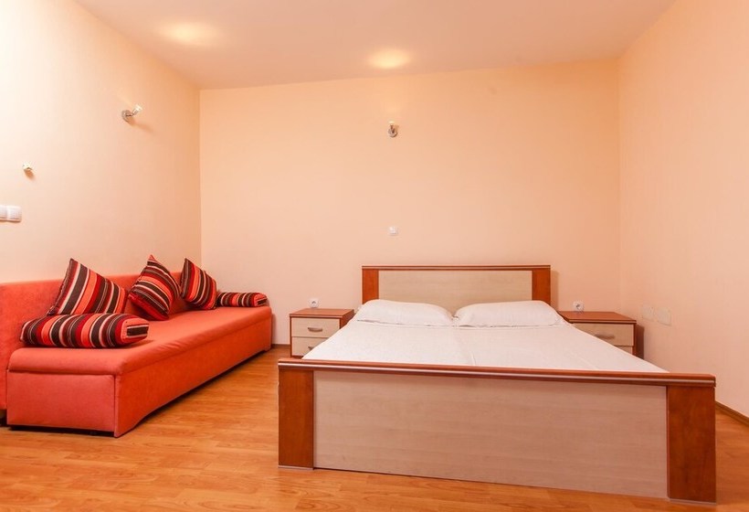 Apartments Mirko Duce