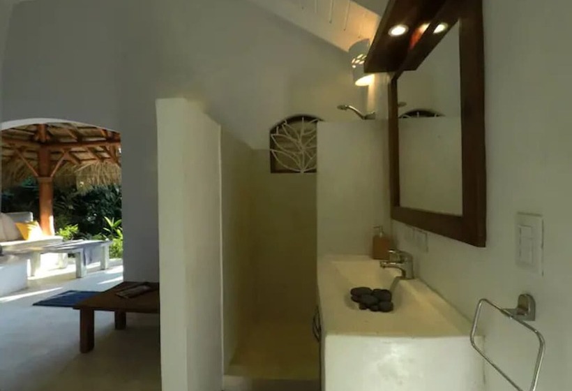 تختخواب و صبحانه Casa Picaflor