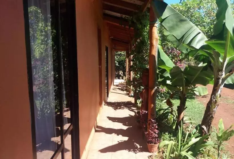 Hostelli Cabañas Vai Hinaaro