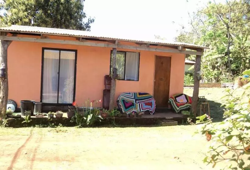 Hostelli Cabañas Vai Hinaaro