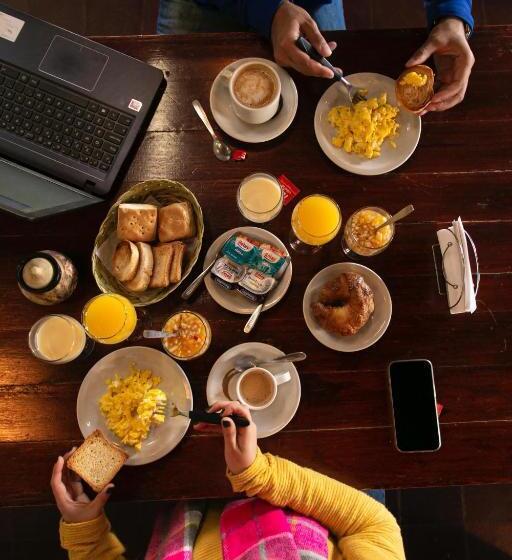 فندق فئة نجمة واحدة El Hospedaje